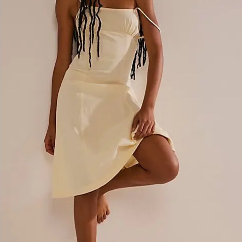 ✨NEW Free People It’s a Date Midi XS✨
